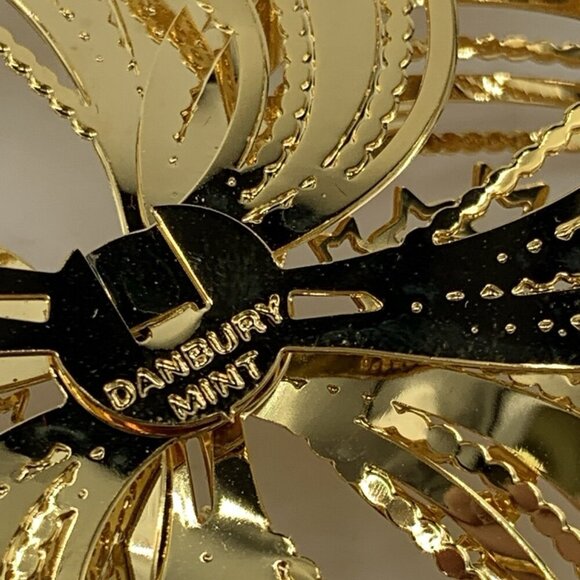 Danbury Mint Gold Plated Christmas Ornament Golden Bow 2006 - Picture 7 of 7